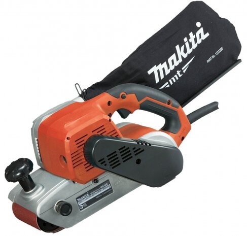 Makita M9400